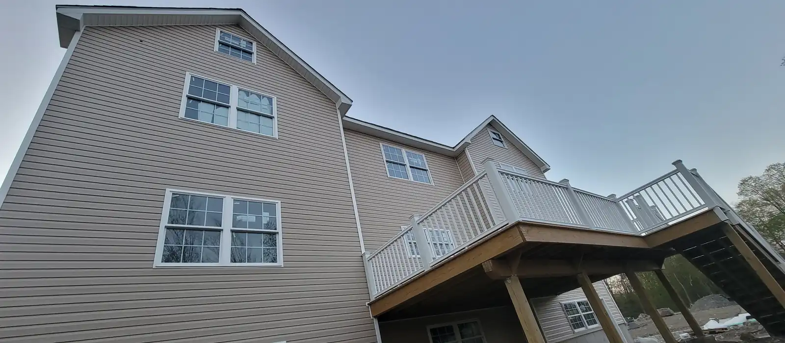 Azur Pro Roofing Siding.